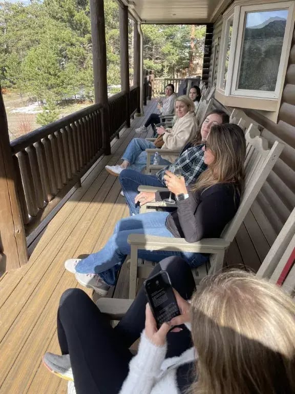 71a26b62-7137-47cb-ba12-b4b8ce7db3de-1-102-o-medium-6900684f0756f