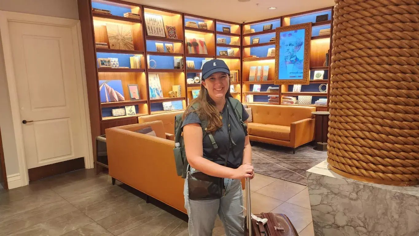 7584262839360828886-medium-6900685489330